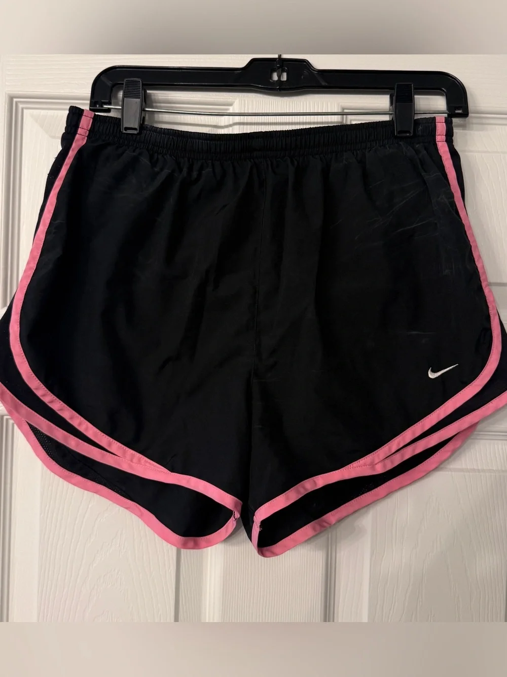 Nike Tempo Dri-Fit Lined Running Shorts Women L - Black with Pink Trim